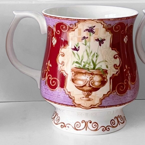 6X Vintage Hampton Court Palace Fine Bone China Mugs by QUEEN'S - Picture 2 of 15